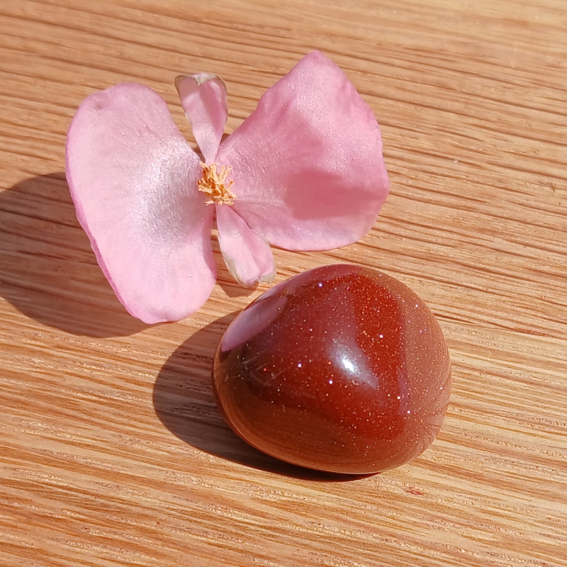 Red Goldstone Pebble - Item D