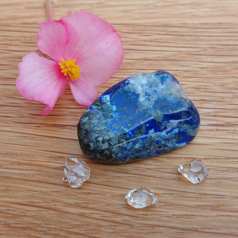 Lapis Lazuli Pebble - Item H